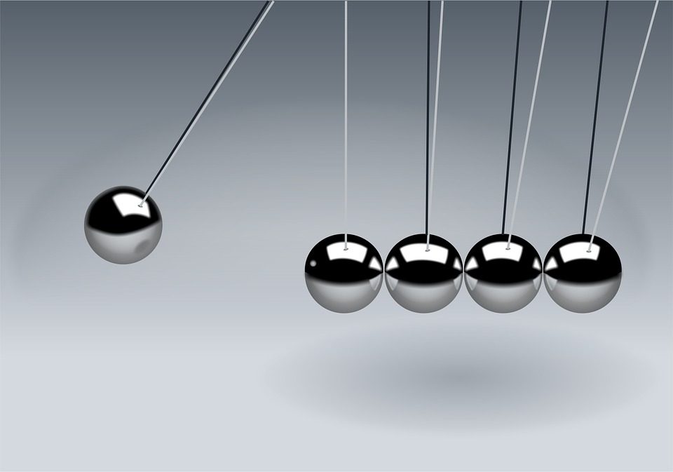 Building strong leadership teams - Newtons cradle